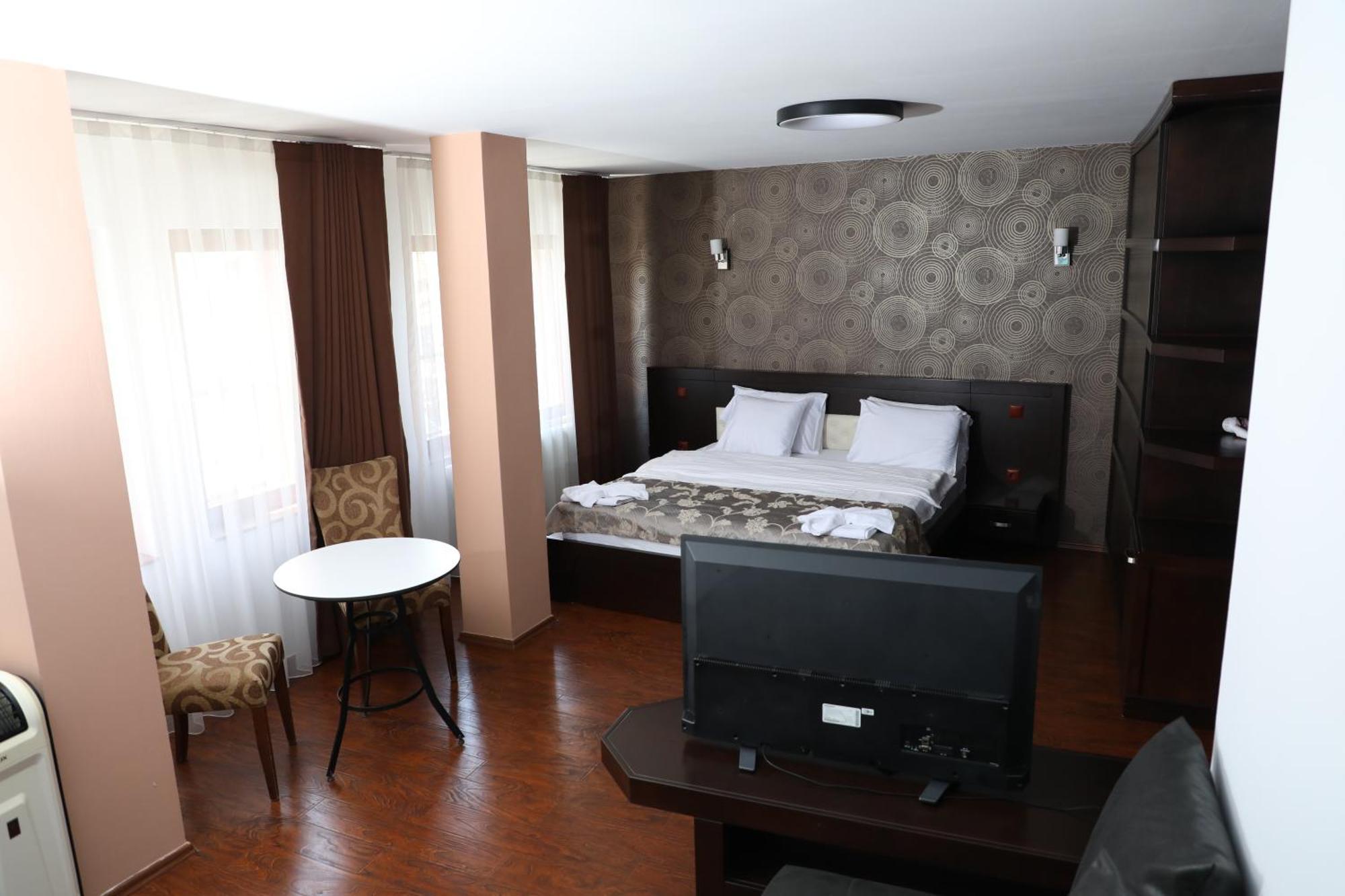 Bruti Hotel 프리즈렌 외부 사진