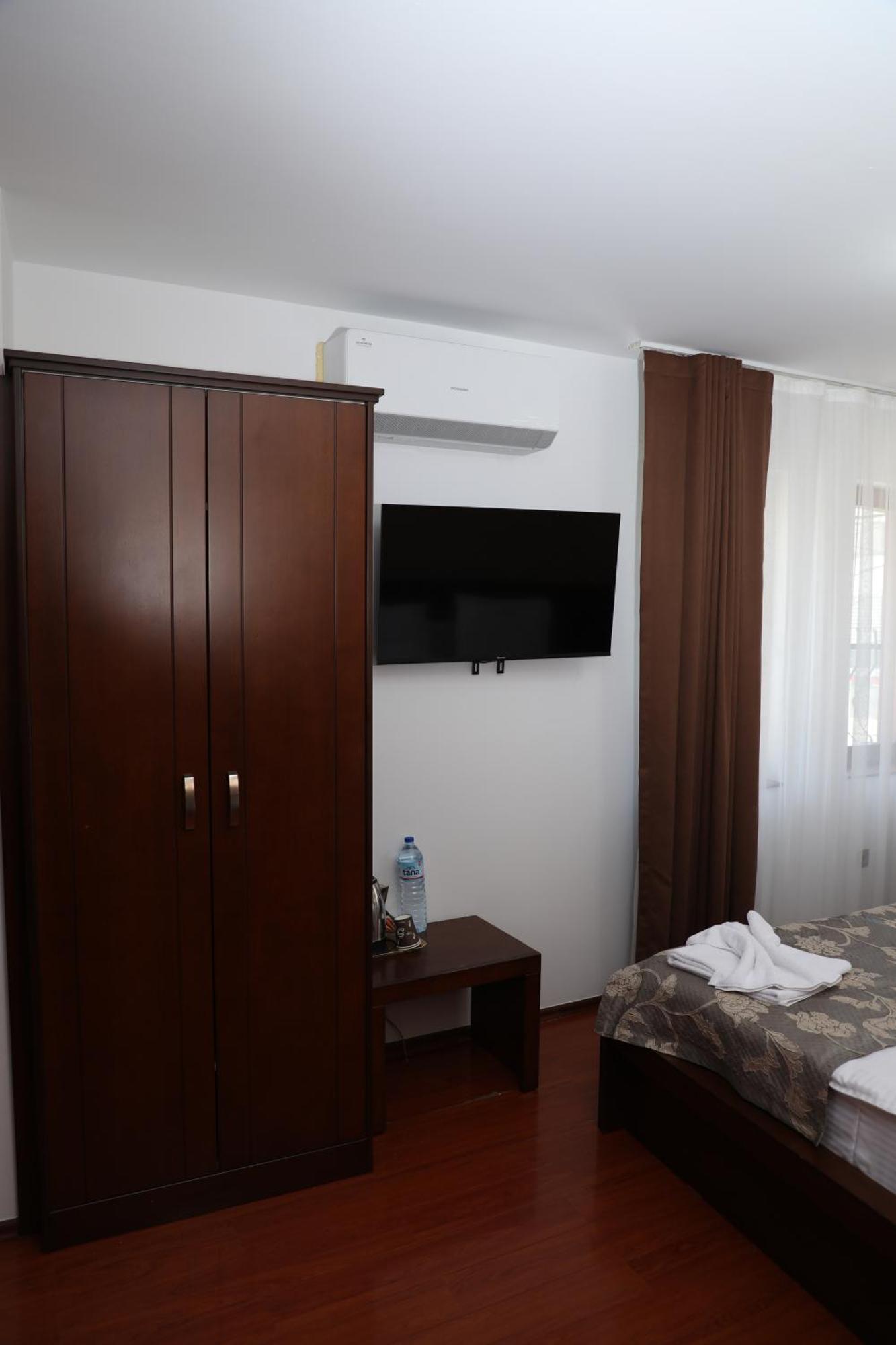 Bruti Hotel 프리즈렌 외부 사진